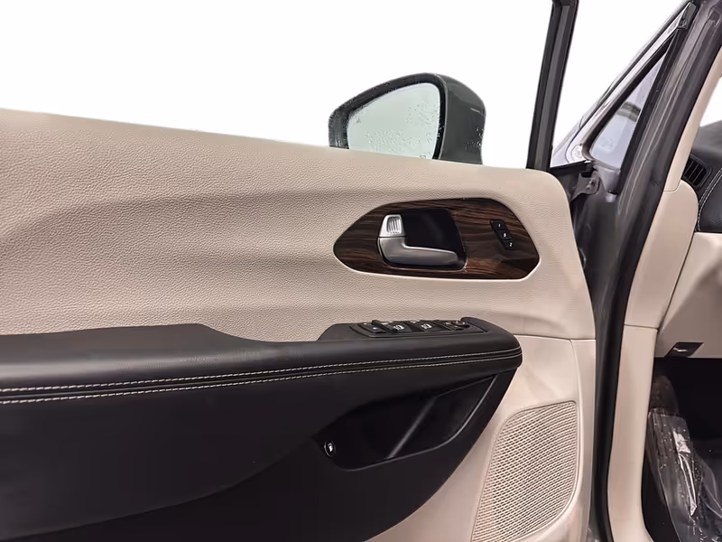 2021 Chrysler Pacifica Hybrid Limited