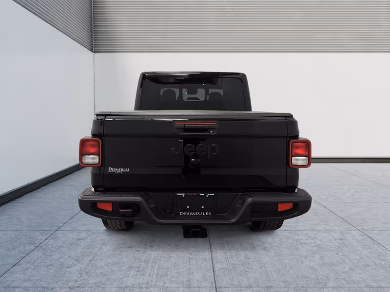 2024 Jeep Gladiator NightHawk