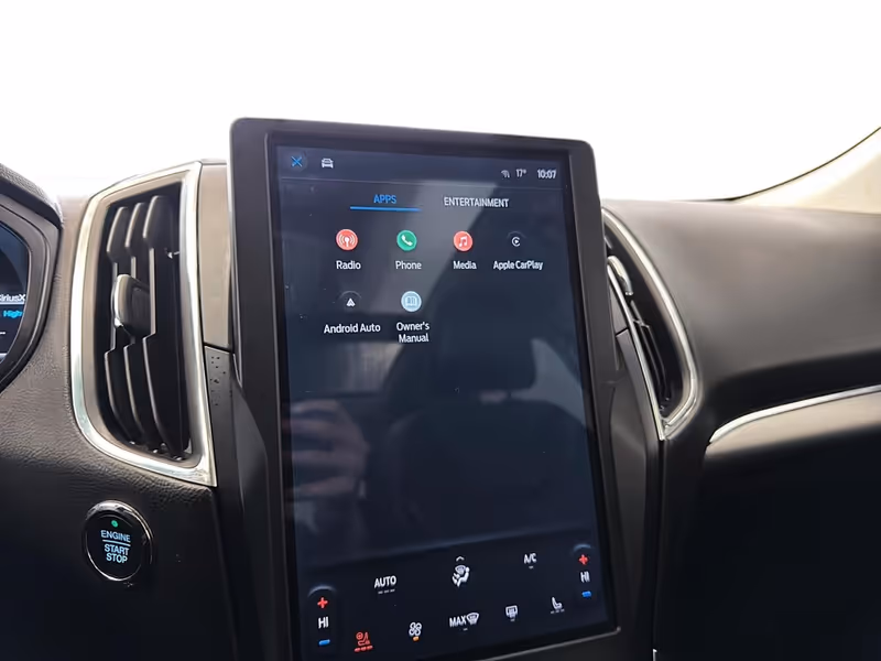 2023 Ford Edge Titanium