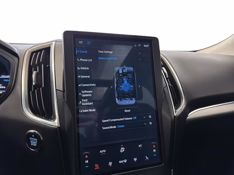 2023 Ford Edge Titanium