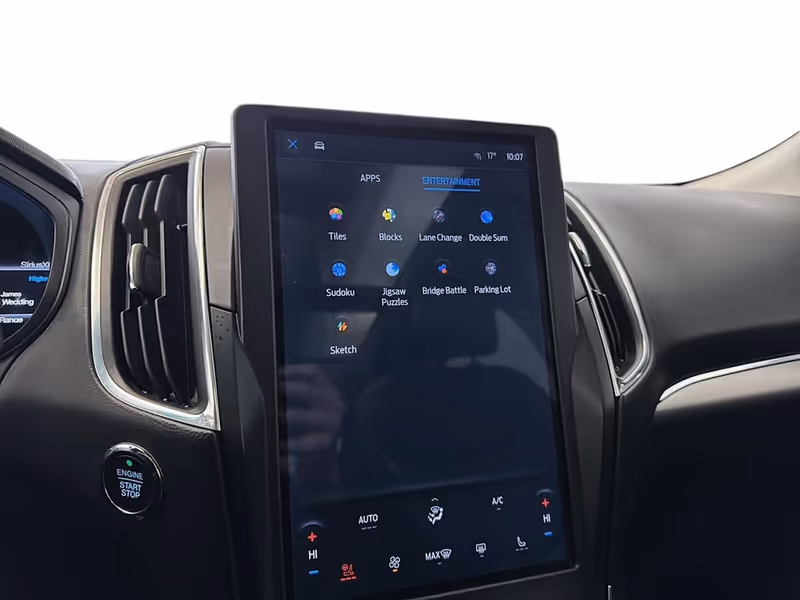 2023 Ford Edge Titanium