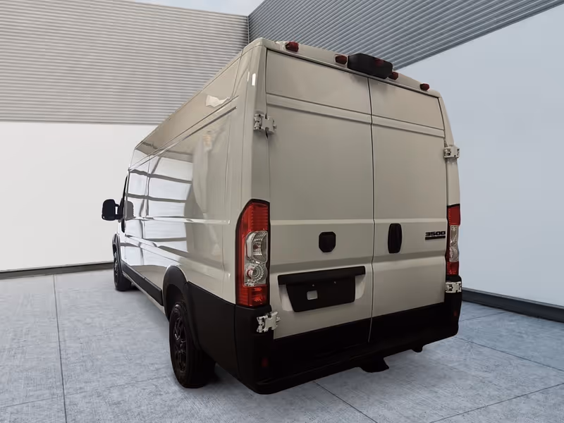 2025 Ram ProMaster Cargo Van SLT+