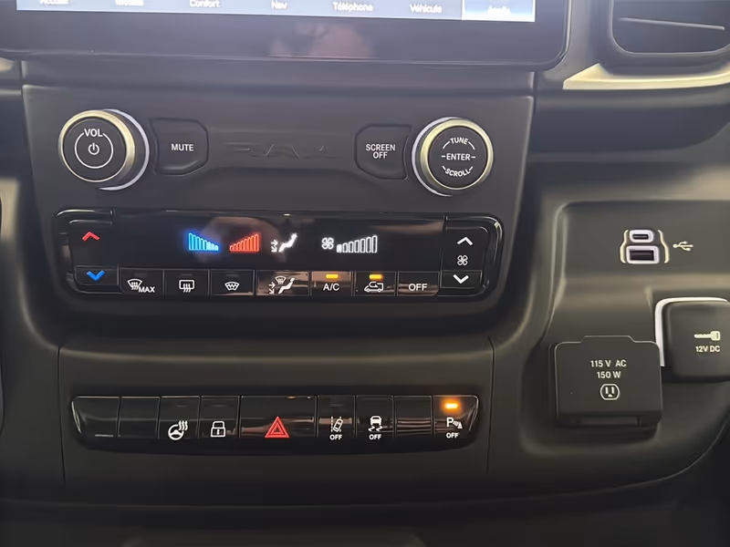 2025 Ram ProMaster Cargo Van SLT+