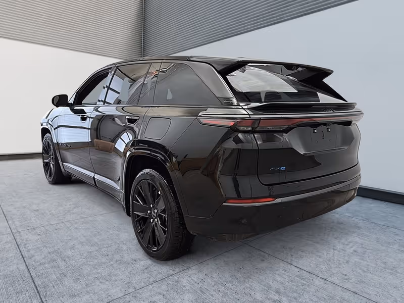 2024 Jeep Wagoneer S Launch Edition