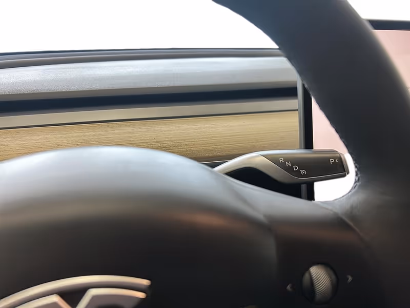 2023 Tesla Model Y RWD