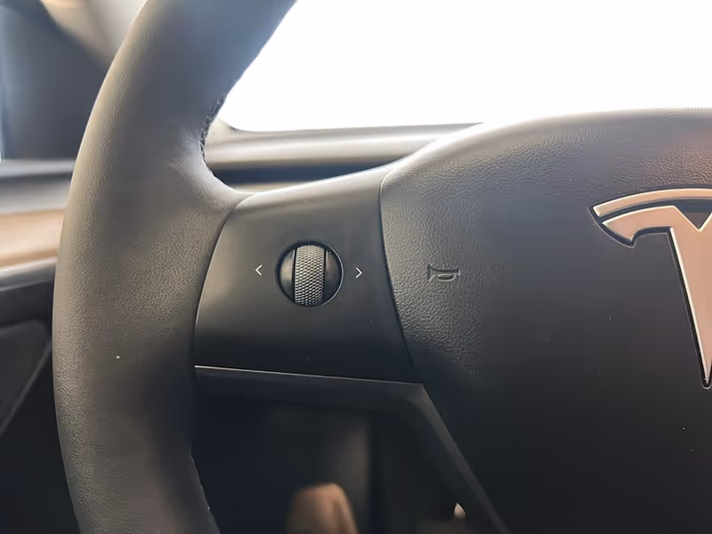 2023 Tesla Model Y RWD