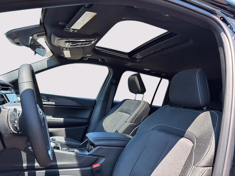 2026 Jeep Grand Cherokee Laredo X
