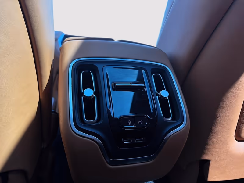2021 Aston Martin DBX AWD