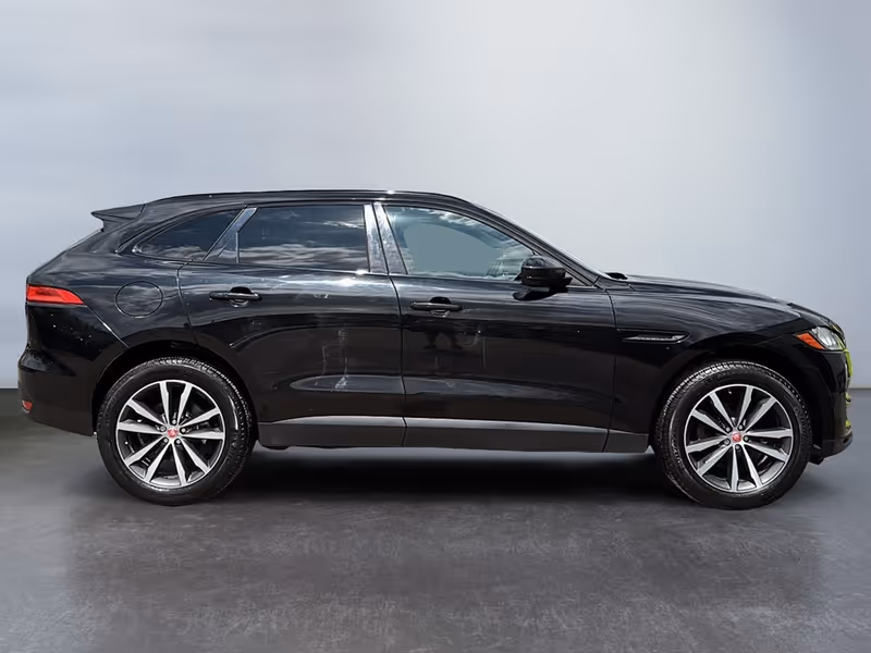 2019 Jaguar F-PACE Prestige