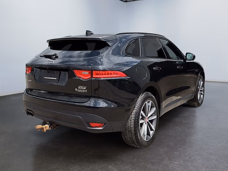 2019 Jaguar F-PACE Prestige