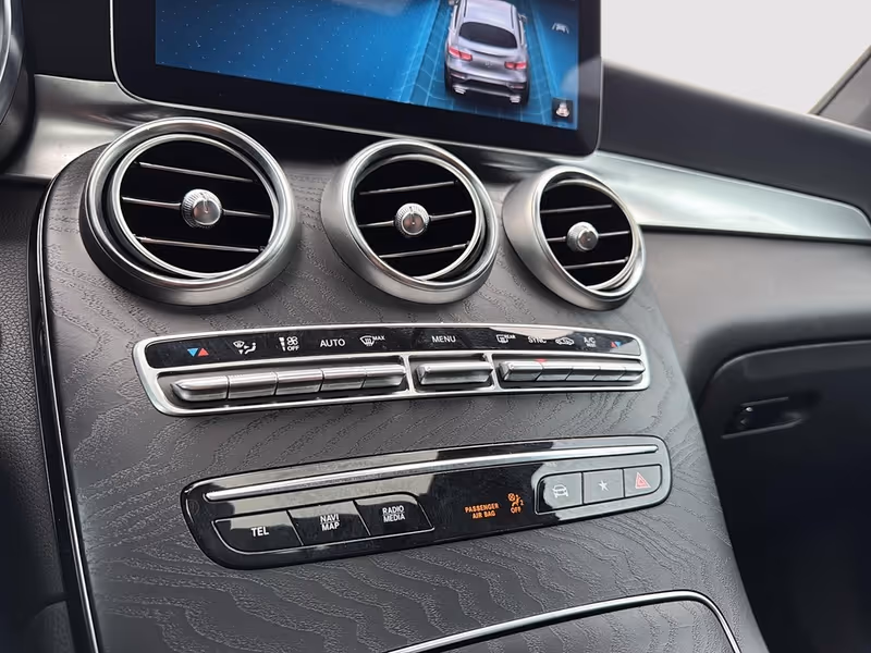 2023 Mercedes-Benz GLC GLC 300