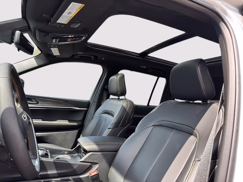 2026 Jeep Grand Cherokee 85th Anniversary