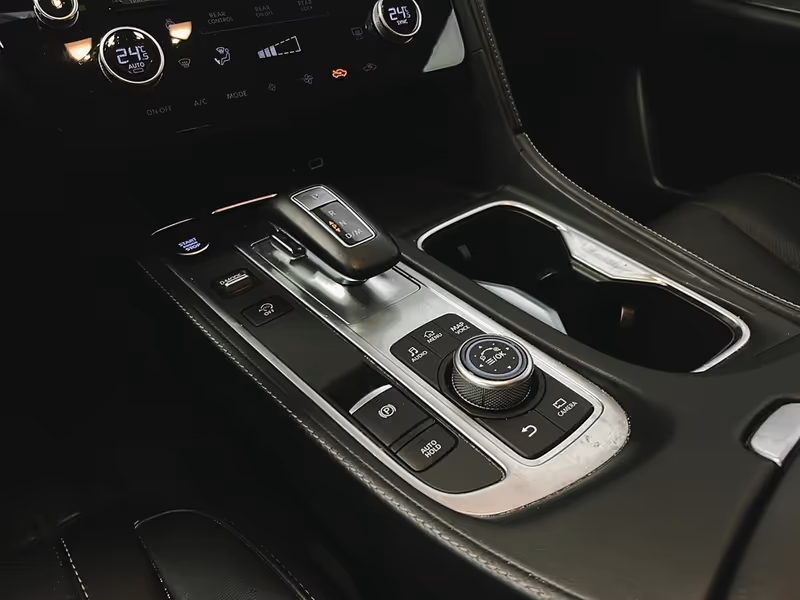 2025 INFINITI QX60 LUXE