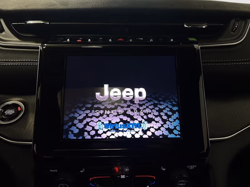2026 Jeep Grand Cherokee Laredo X