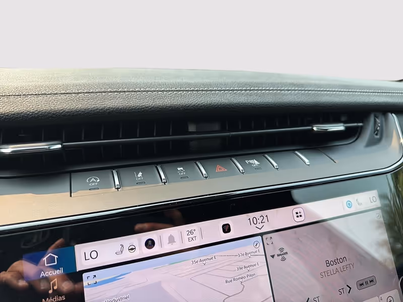2026 Jeep Grand Cherokee Altitude