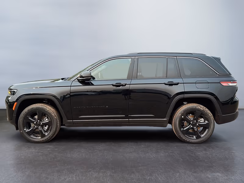 2026 Jeep Grand Cherokee Altitude