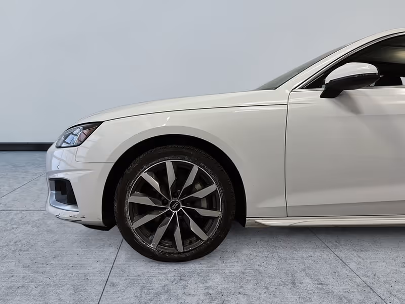 2023 Audi A4 Sedan Komfort