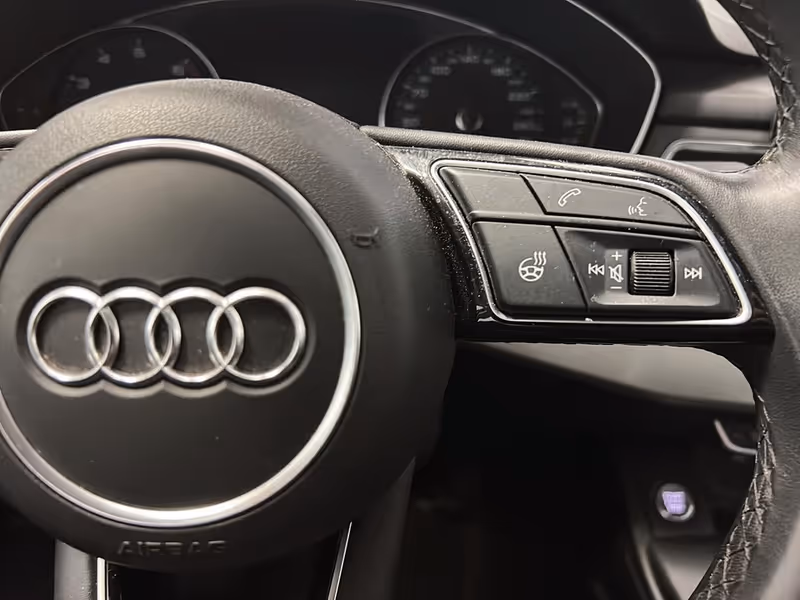 2023 Audi A4 Sedan Komfort