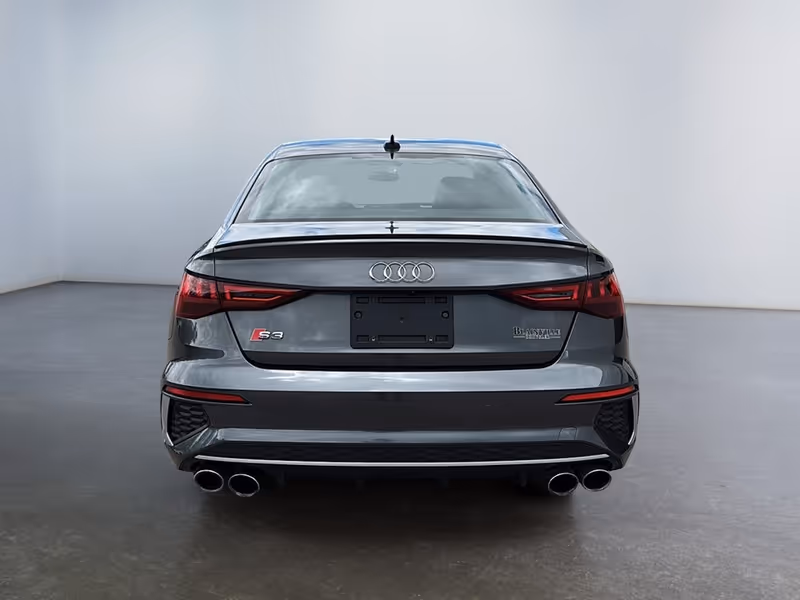 2022 Audi S3 Sedan Komfort