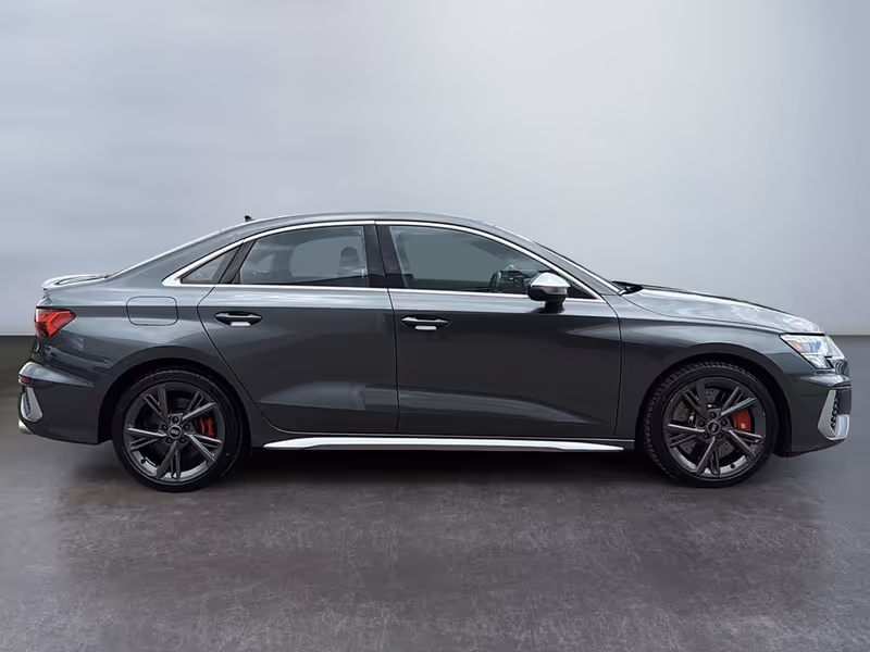 2022 Audi S3 Sedan Komfort