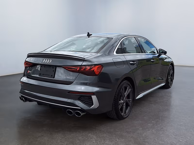 2022 Audi S3 Sedan Komfort