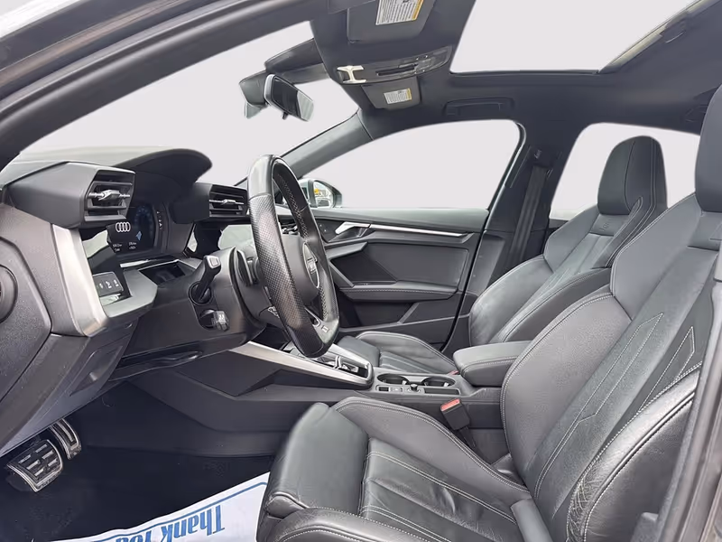 2022 Audi S3 Sedan Komfort