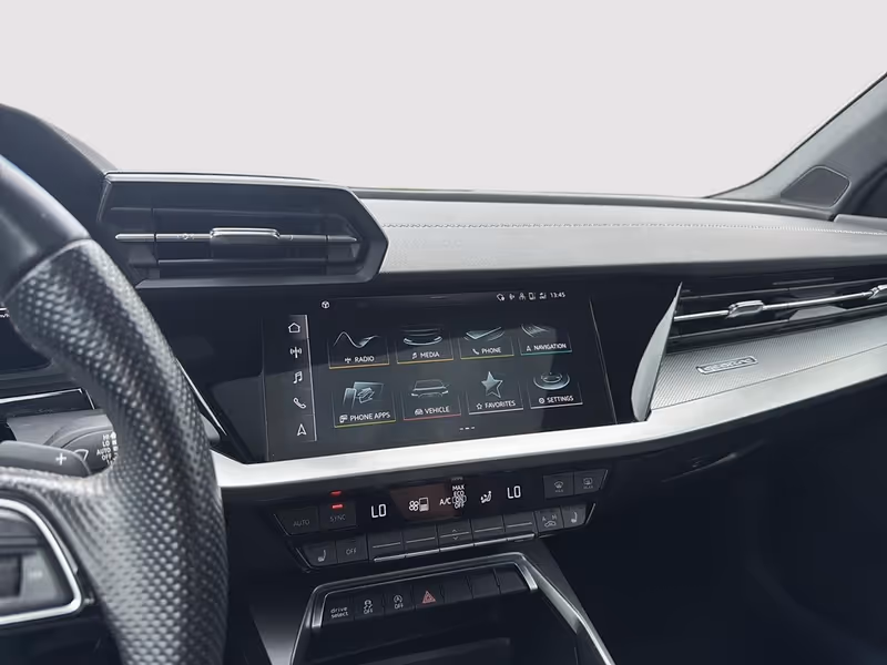 2022 Audi S3 Sedan Komfort