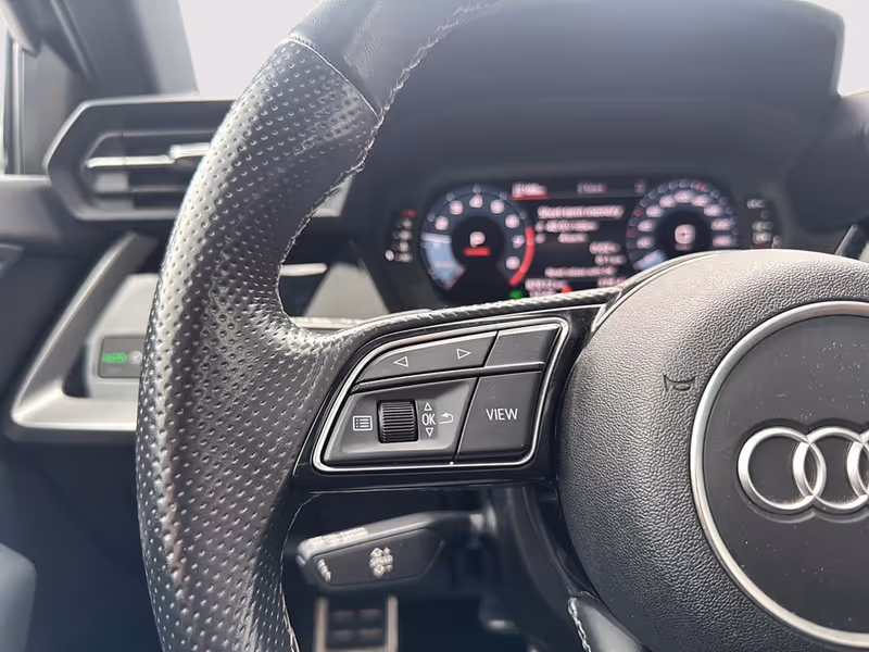 2022 Audi S3 Sedan Komfort