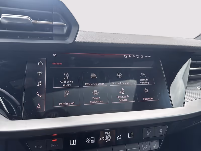 2022 Audi S3 Sedan Komfort