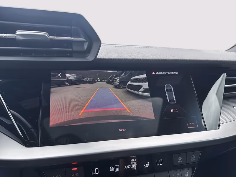 2022 Audi S3 Sedan Komfort
