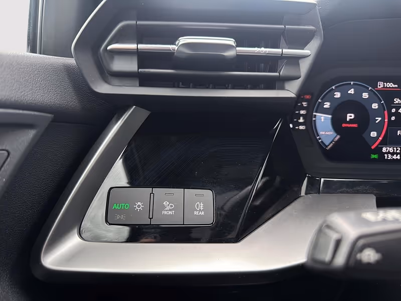 2022 Audi S3 Sedan Komfort
