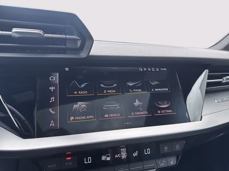 2022 Audi S3 Sedan Komfort