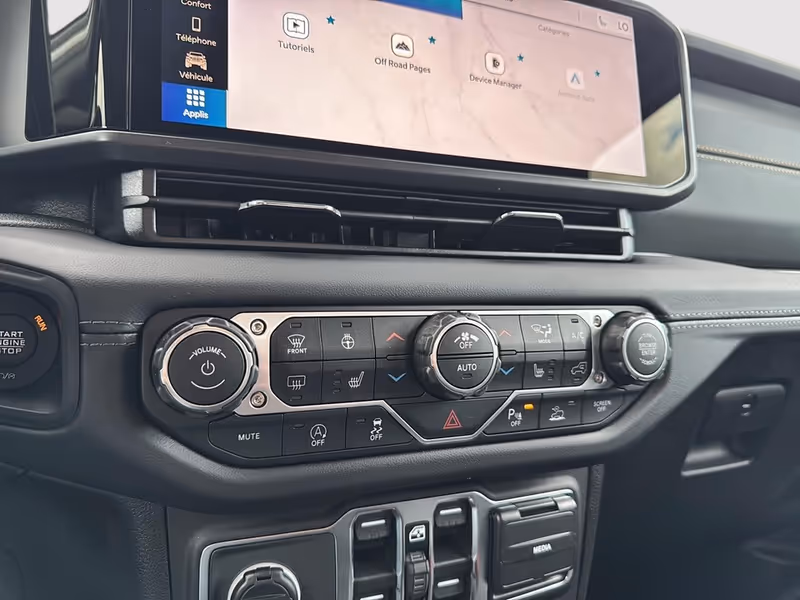 2026 Jeep Gladiator Sahara