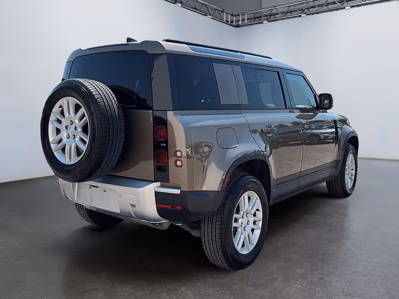 2025 Land Rover Defender S