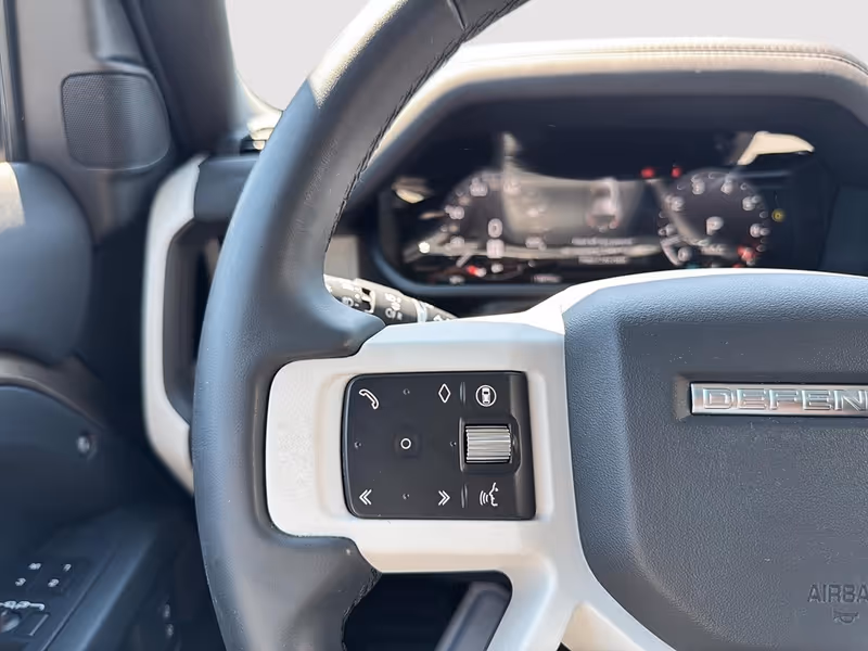 2025 Land Rover Defender S