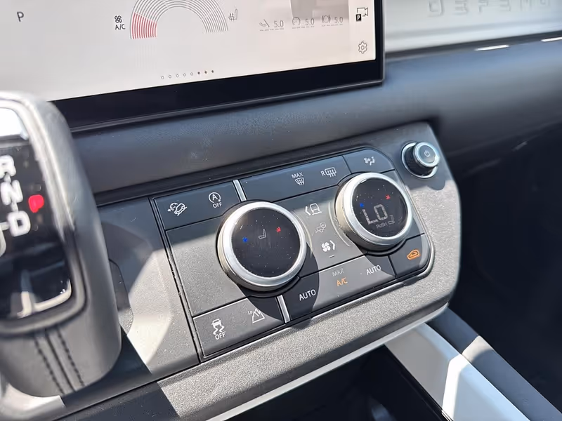 2025 Land Rover Defender S