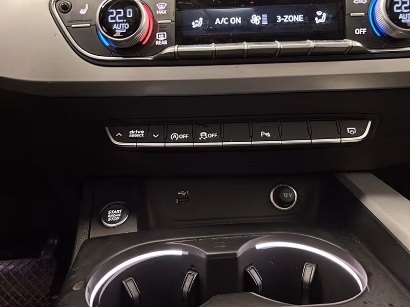 2023 Audi A4 Sedan Komfort