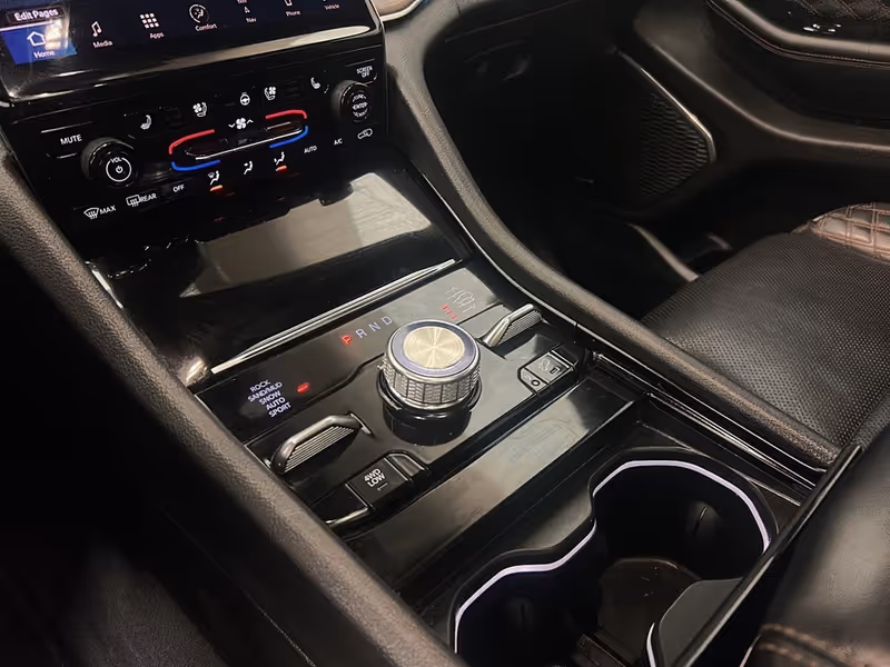 2023 Jeep Grand Cherokee Summit