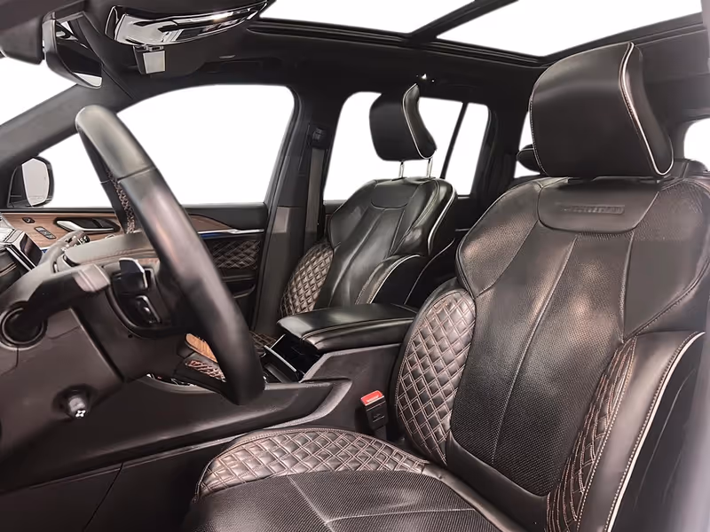 2023 Jeep Grand Cherokee Summit