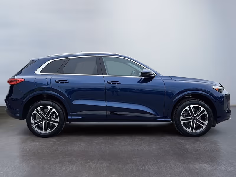 2025 Audi Q5 Premium