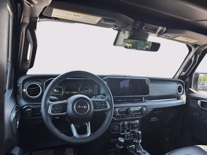 2025 Jeep Wrangler Sahara