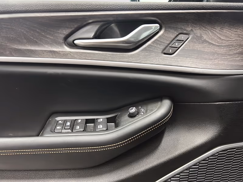 2026 Jeep Grand Cherokee L 85th Anniversary