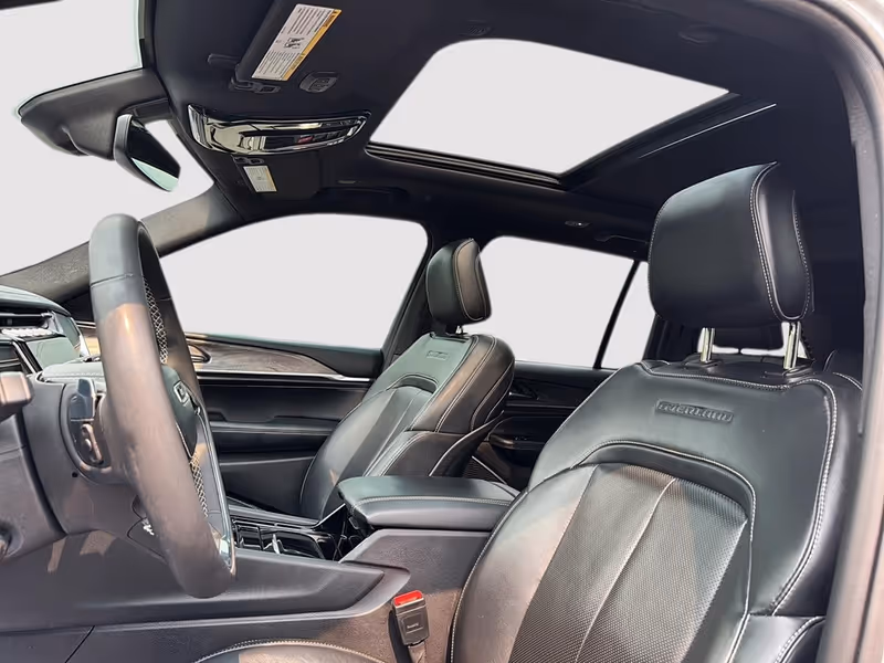 2023 Jeep Grand Cherokee Overland