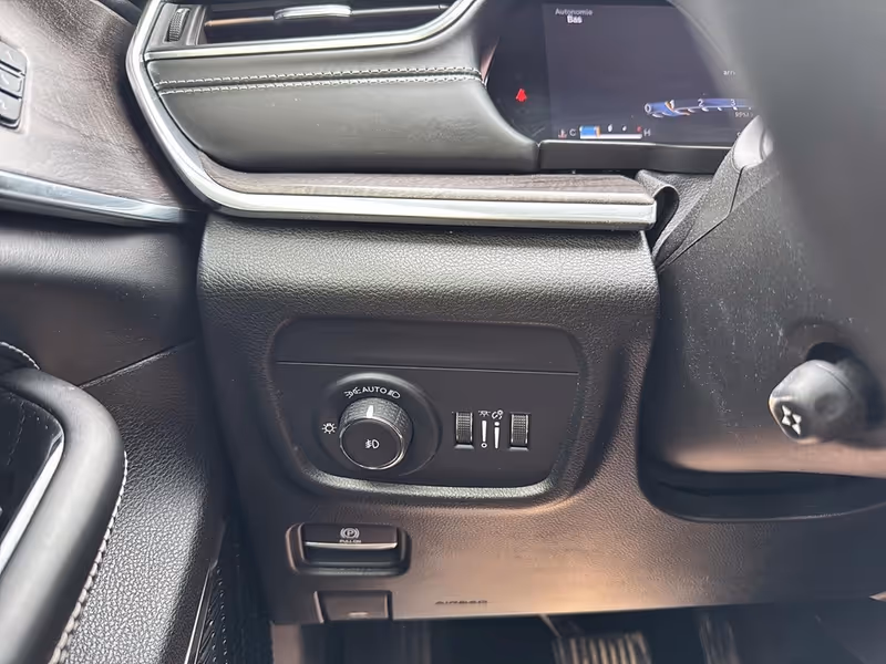 2023 Jeep Grand Cherokee Overland
