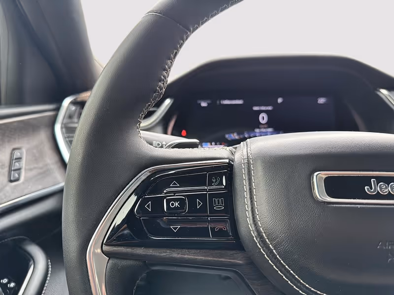 2023 Jeep Grand Cherokee Overland