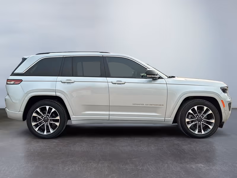 2023 Jeep Grand Cherokee Overland