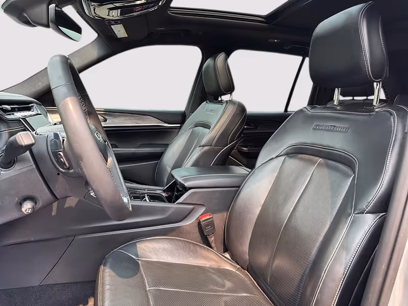 2023 Jeep Grand Cherokee Overland