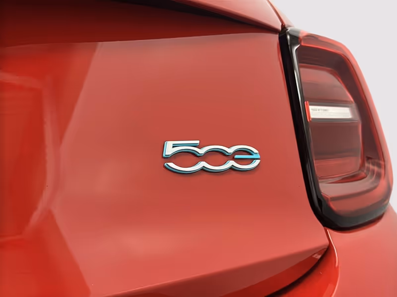 2026 FIAT 500e Pop