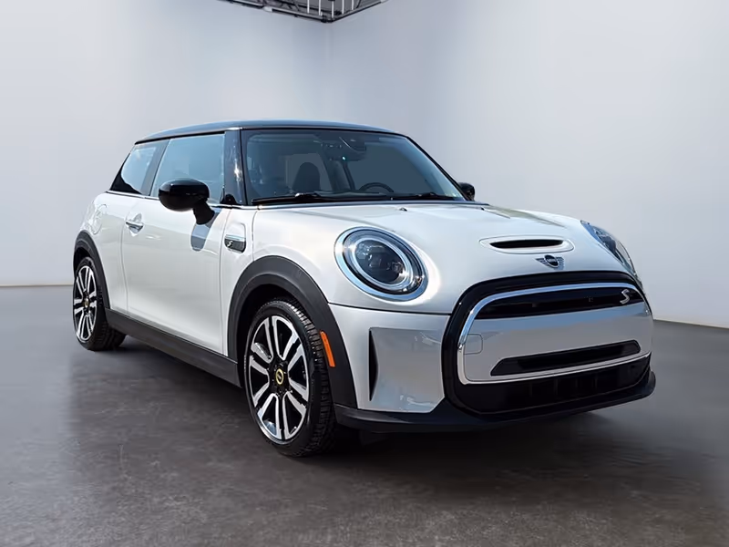 2022 MINI 3 Door Cooper SE