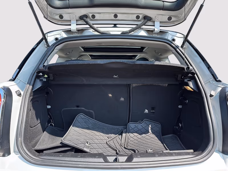 2022 MINI 3 Door Cooper SE